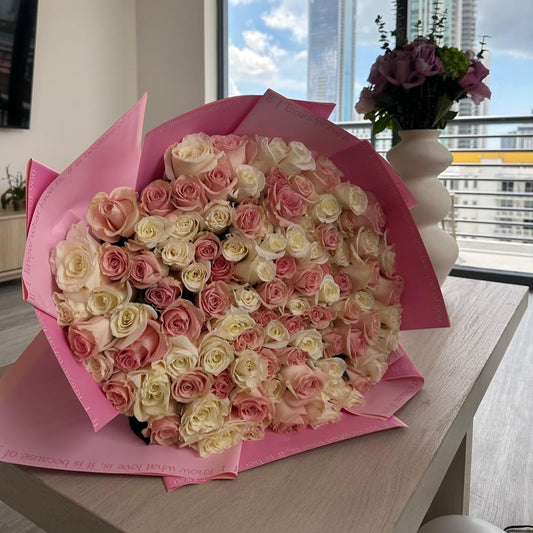 Two color roses arrangement